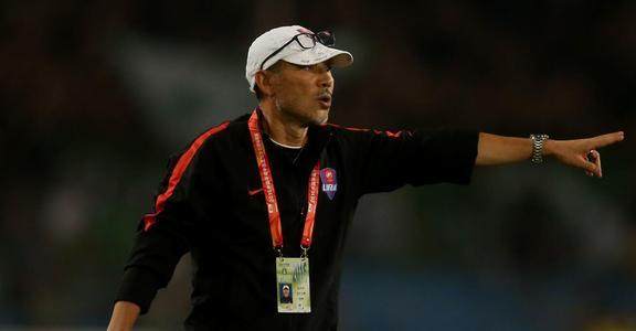 星空体育赛事-张外龙:两个月没做准备 没球员支持联赛会打不了